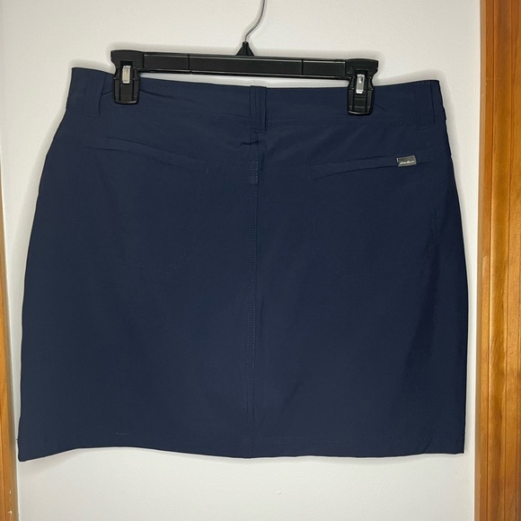 NWT Eddie Bauer women’s Adventurer 2.0 skort in navy size 10 - Picture 3 of 7